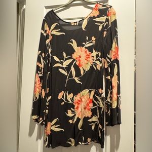 Billabong Dress / Size Medium